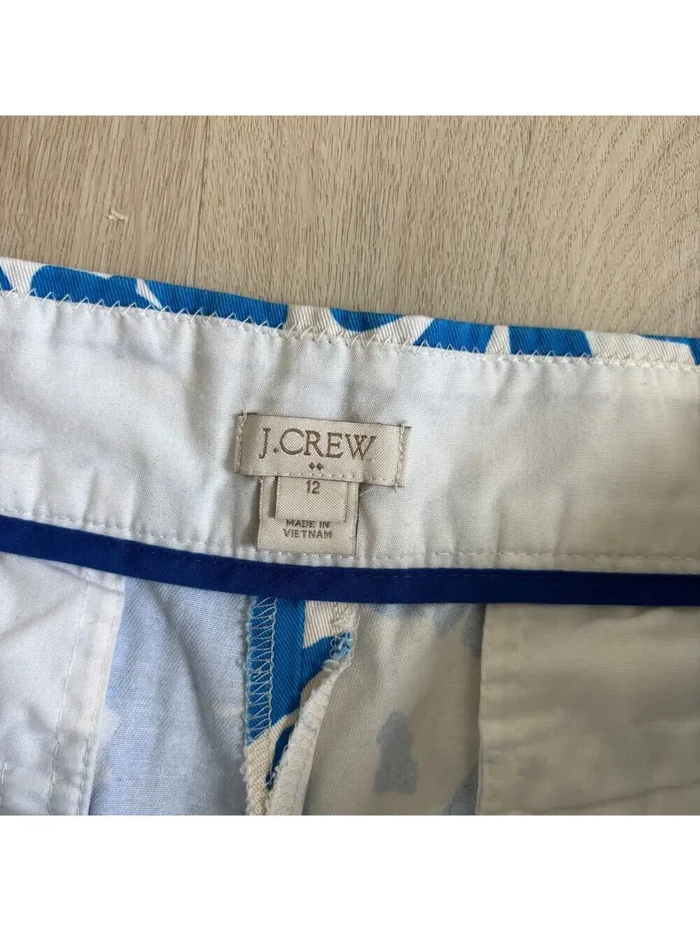 J. Crew EUC Women's Blue White Floral Shorts Size 12
